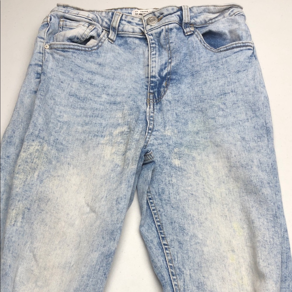 Refuge Light Wash Slim Jeans